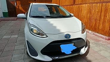 lada vaz 2108: Toyota Aqua: 1.5 l | 2019 il Hetçbek — 4