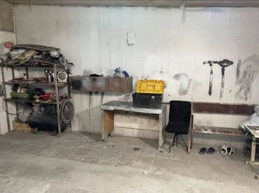 qarayev obyekt: Rəngsaz usta üçün boks icarəyə verilir. Gedish gelish olan yerdir — 2