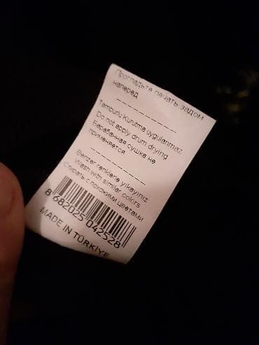 geyin: Sviter, L, rəng - Qara — 7