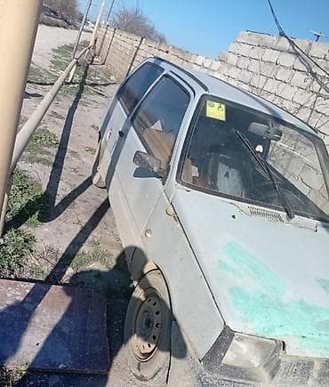 128 style bmw: Volkswagen Polo (hatchback), 3 qapı Xüsusiyyətlər: - Kuzov: kompakt — 4