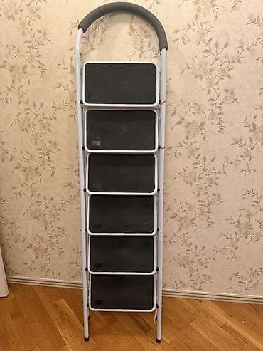 nerdivan: 5 pilləli qatlanan nərdivan - Material: metal konstruksiya, ağ rəngli — 1