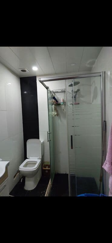 yevlaxda ev: 3 otaqlı, Yeni tikili, 77 kv. m — 10