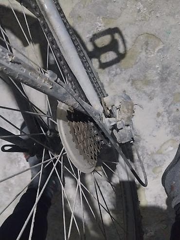 Şəhər/dağ tipli velosiped - Çərçivə: yüngül alaşımlı, 26" təkər