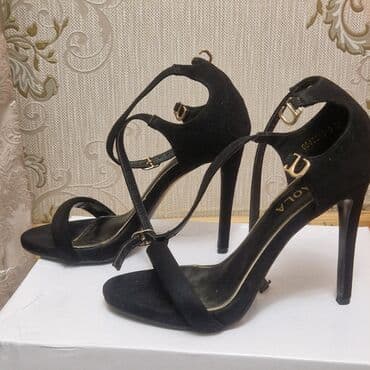 Alfa Romeo: Ölçü: 37.5, rəng - Qara, İşlənmiş — 2