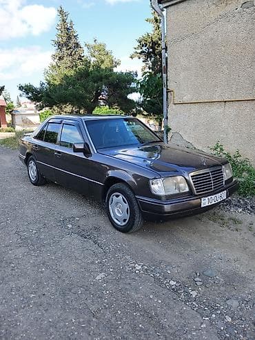 elimyandi avto: Mercedes-Benz W124: 2.2 l | 1993 il Sedan — 4