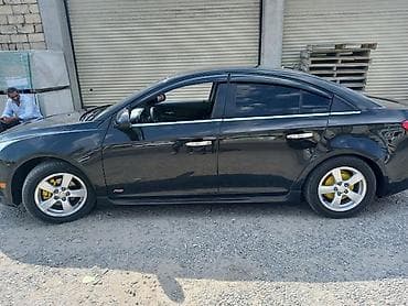 lada priora 2018: Chevrolet Cruze: 1.4 l | 2012 il 325365 km Sedan — 10