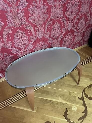 makyaj masası: Oval formalı kofe/çay masası - Üst hissə: dumanlı (mat) şüşə səth — 1