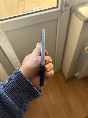 IPhone 13, 128 GB, Midnight — 5