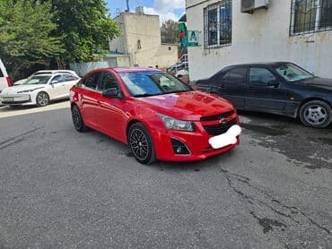 turbo az qız maşınları: Chevrolet Cruze sedan – parlaq qırmızı rəngdə, şəhər üçün dinamik və — 2