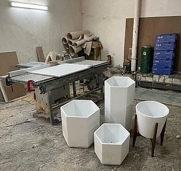 Bitkilər üçün dibçəklər: Məhsul: Daxili və xarici məkanlar üçün dekorativ qabları və stendlər — 4