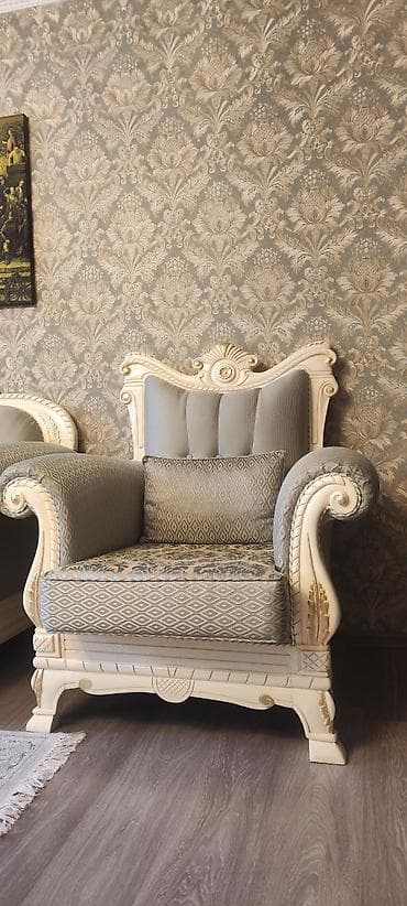 Divanlar: Divan, İşlənmiş, Açılmayan, Bazasız, Parça, Çatdırılma yoxdur — 2