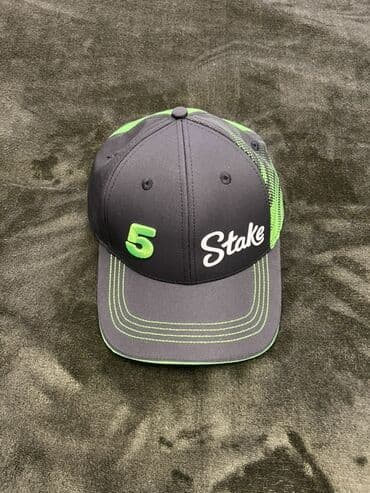 formula 1 2023 konsert: Stake brendi kepka, tam original ideal vəziyyətdə, rəsmi F1 — 2