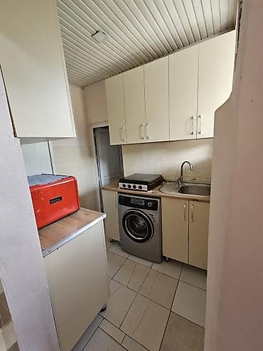 Квартиры: Kirayə üçün 4 otaqlı mənzil Planlama və sahələr: - 3 ayrı yataq otağı — 1