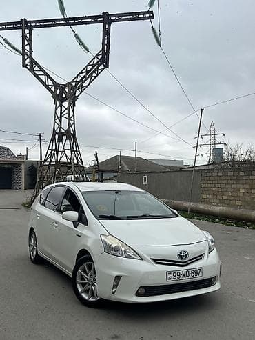 Toyota Prius: 1.8 l | 2012 il Universal