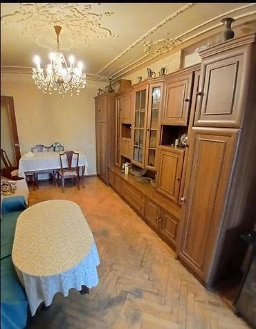 Дачи: Nizami metrosuna yaxin erazide bina evi 5/2 mertebesi 1otaq 2 duzelme — 7