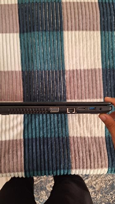 ​⚙️ Texniki Parametrləri: ​💻 Model: Acer Aspire E1-572G ​🧠 Prosessor — 4