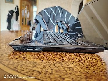 apple macbook: Casper noutbuk satılır. Intel Core i7 prosessor, 750 GB HDD yaddaş — 8