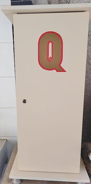 2 qapili dolablar: Ağ rəngli birqapılı şkaf - Material: laminat/MDF lövhə - Rəng: açıq — 2