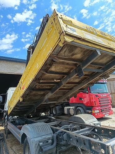 manipulyator: Mercedes-Benz kranlı bortlu yük maşını - Marka/model: Mercedes-Benz — 2