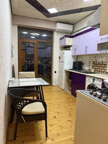 Kirayə mənzillər: Bakı, Sabunçu qəs., 3 otaqlı, Köhnə tikili, m. Koroğlu, 100 kv. m — 10