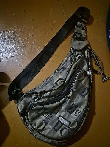 Lixiang: Çiyin çantası, İşlənmiş — 1