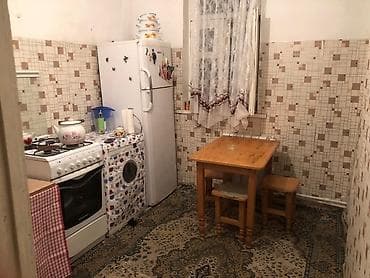 bileceri ev kiraye: Sumqayıtda, 18-ci mikrorayonda 4 otaqlı mənzil satılır! ​Otaq sayı: 4 — 3