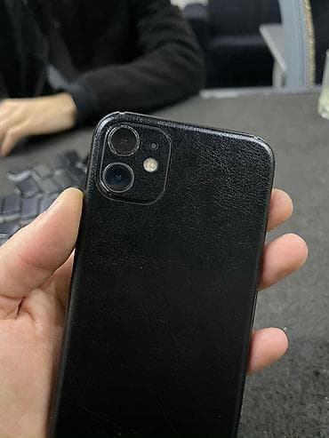 telefon akse: IPhone 11, 64 GB, Qara, Face ID — 5