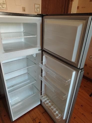 Soyuducular: İşlənmiş 2 qapılı Hisense Soyuducu Satılır, rəng - Boz, Təkərli — 3