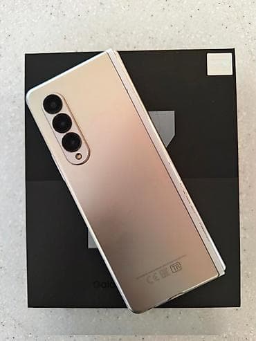 2106 dinama: Samsung Galaxy Z Fold 3, 256 GB, rəng - Gümüşü, Simsiz şarj — 5