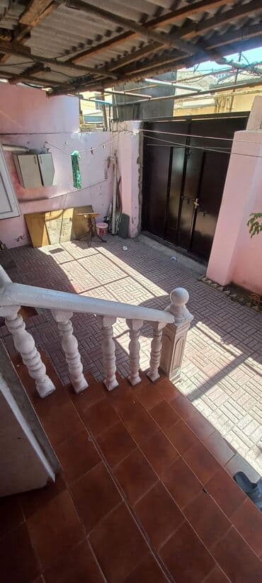 sumqayit bina evi: Xırdalanda 5 nömreli məktəbin yanında olan 5 mərətbeli binain 6 daş — 4