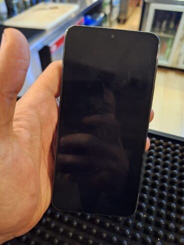 Alfa Romeo: Samsung Galaxy S22, rəng - Qara, İki sim kartlı — 3