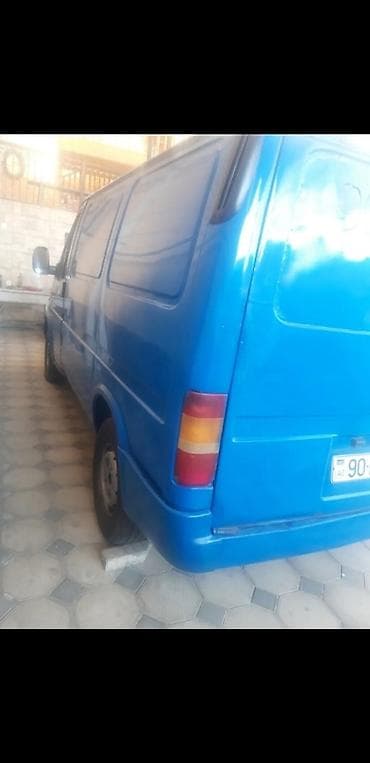 ucuz ford transit: Ford Transit yük mikroavtobusu - Korpus: qapalı furqon, aşağı tavan — 4
