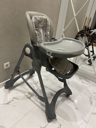 Ayla…. Uşaq yemek stolu 62 manata satılır.Cox az istifade edilib.Ünvan