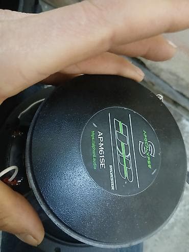 Dinamiklər və sabvuferlər: Avtomobil audio sistemi dəsti Dəst tərkibi: - 2 ədəd Pioneer — 10