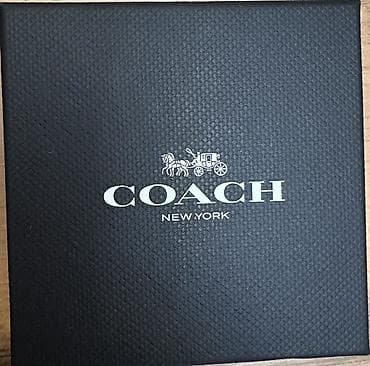 Eynəklər: Təmiz xətləri və müasir minimalist həssaslığı ilə Elliot iş günləri və — 3