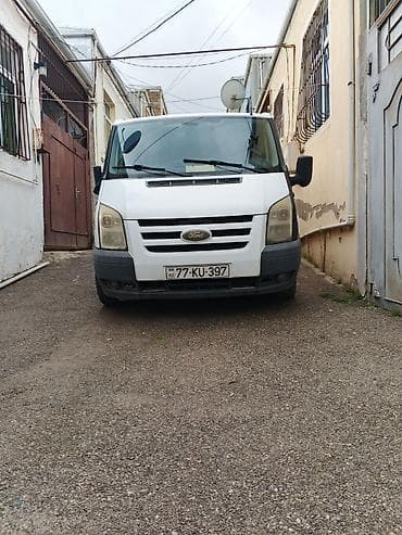 Ford Transit yük mikroavtobusu - Marka/model: Ford Transit - Korpus