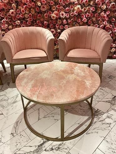 2 dəst kreslo jurnalnı dəsti. 1 destin qiymeti 400azn. umumi 4 kreslo — 1