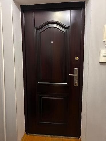 mdf qapi: Qəhvəyi rəngdə giriş qapısı satılır. İşlənmişdir, amma yaxşı — 2