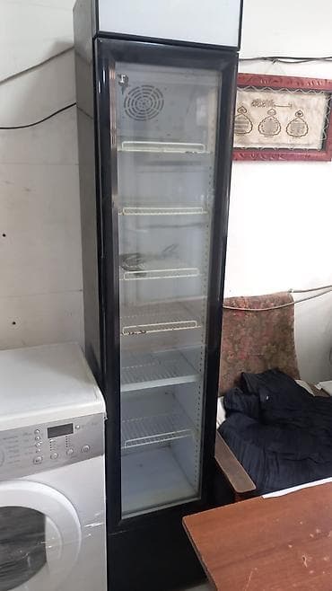 İstehsal avadanlığı: Vitrin soyuducu 200 azn ela veziyetde xalqlar Gulya🌻 — 1