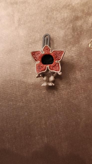 Fiqur, Plastik, rəng - Qara