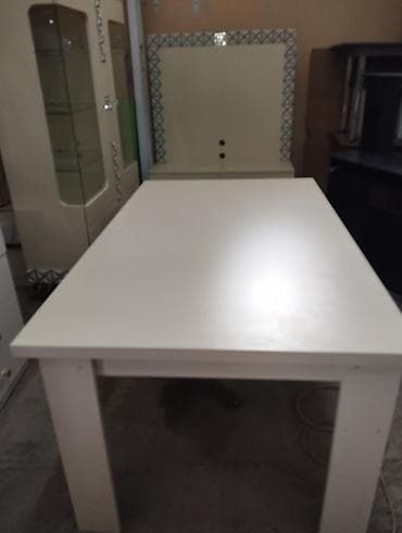 ev stulu: Masa və oturacaqlar — 6