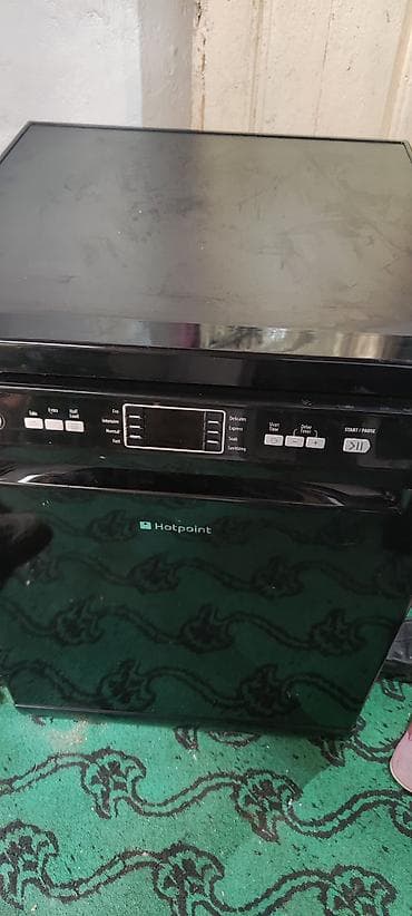 Qabyuyan maşın Hotpoint-Ariston, Kompakt — 3