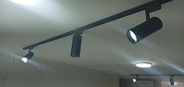 Дом и сад: 6 ədəd prajektor və 2 ədəd 2 metirlik reyslər. Maqnit relsli LED spot — 5