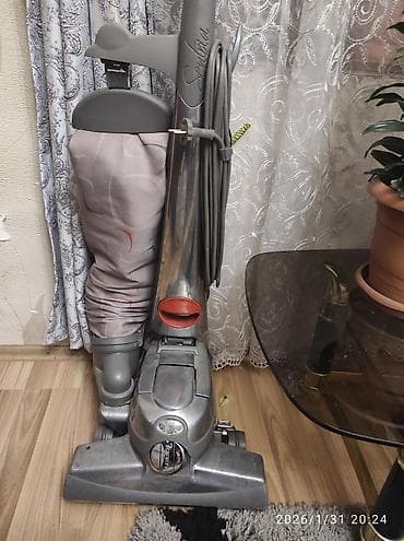 Kirby Sentria tozsoran - Güclü silindrli motor və dərin təmizləmə
