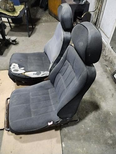 bmw 3 серия 323i 4mt: 099 avtomobil oturacaqlar (2 ədəd) Təsvir: - Parça üzlüklü, inteqrə — 2