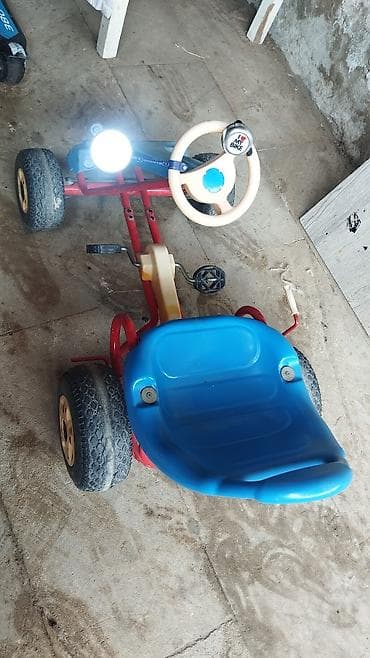 oyunca: Uşaq pedallı go-kart - Dörd təkərli, stabil konstruksiya - Pedalla — 7