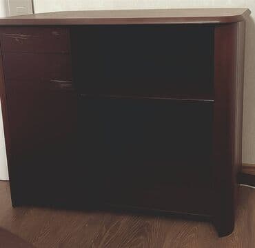 komputer altlığı: Komod, Servant, TV altlığı — 2