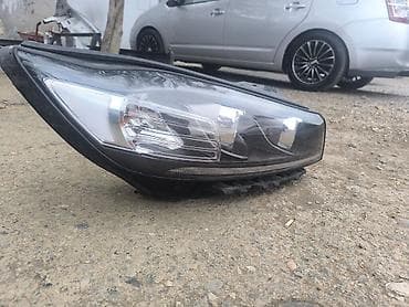 124 fara: Sağ, Yaxın və uzaq vuran işıqlar Kia, 2018 il, Orijinal, İşlənmiş — 3