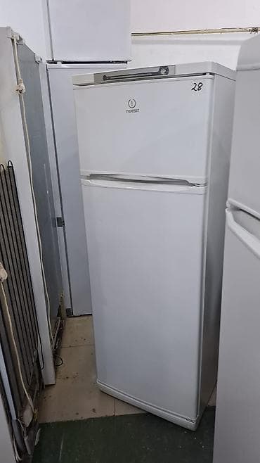 rengli printer: Indesit iki qapılı soyuducu - Üst hissədə dondurucu bölmə, alt — 1