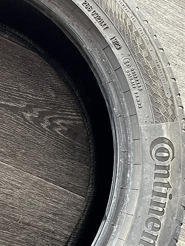 Təkərlər: Şin Continental 245 / 45 / R 18 — 4